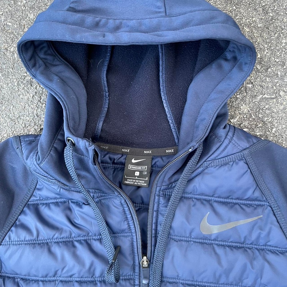 Navy Nike Puffer Jacket size L